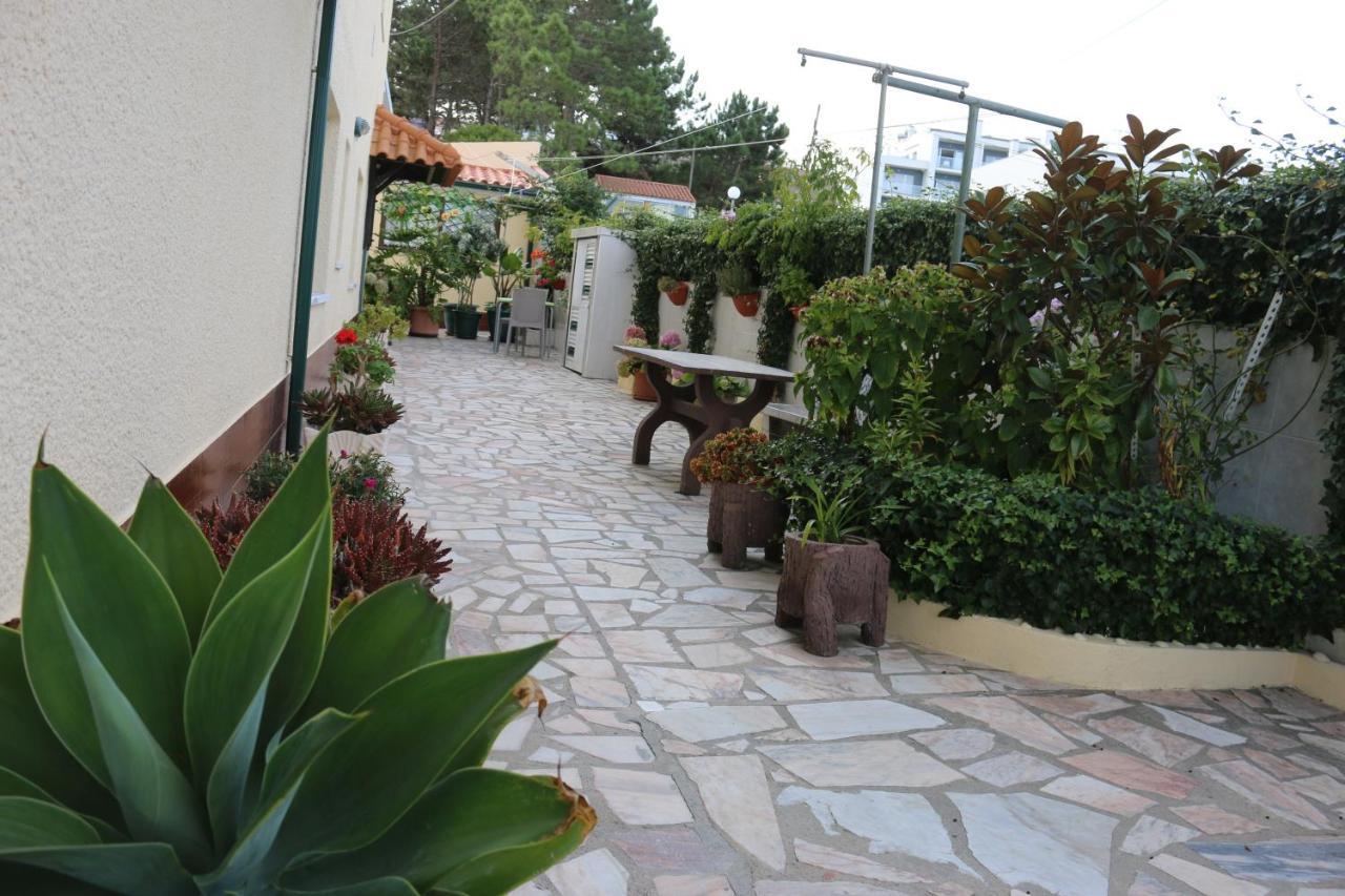 Vivenda Barroso Apartment Nazare Exterior photo