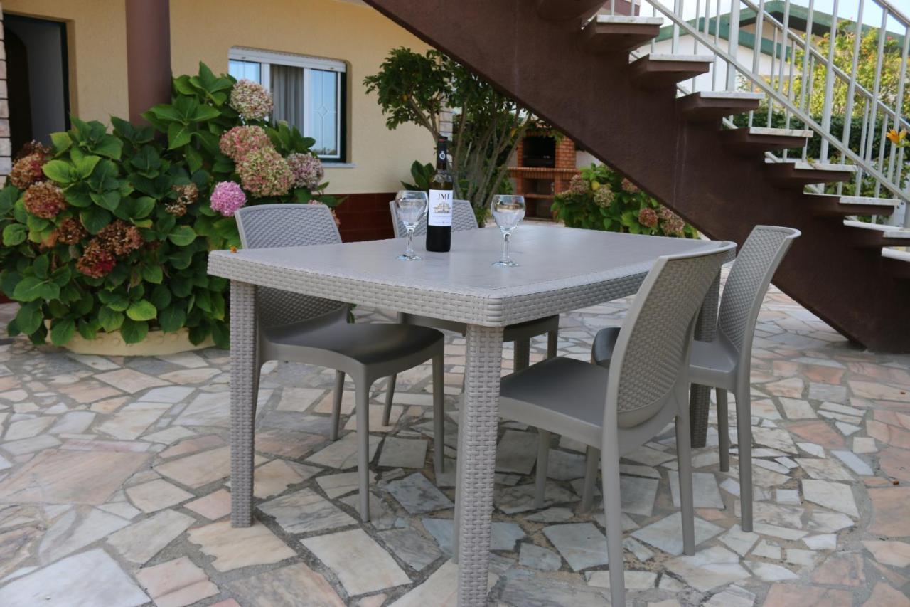 Vivenda Barroso Apartment Nazare Exterior photo