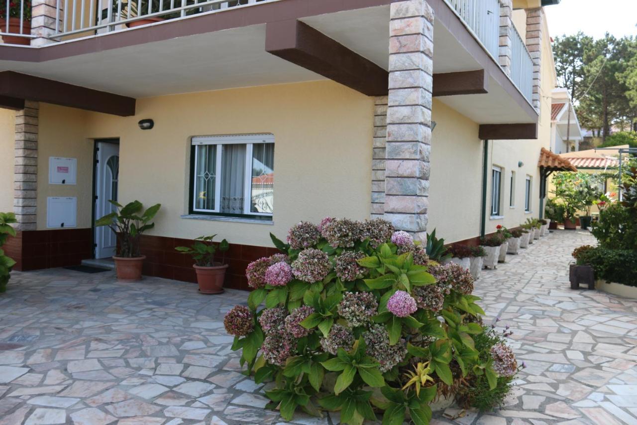 Vivenda Barroso Apartment Nazare Exterior photo